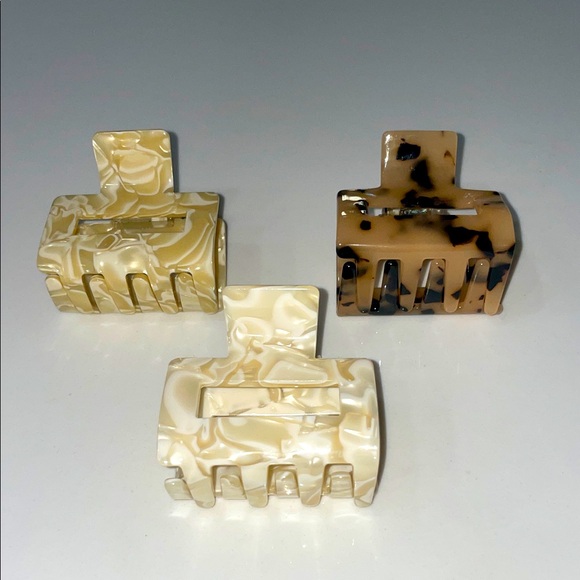 Hair Small Claw Clips Set of 3 - Picture 1 of 3